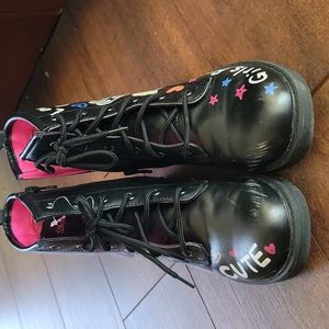 Girls black boots